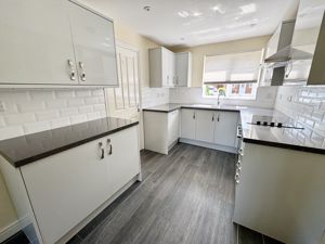 Open Plan Dining Kitchen- click for photo gallery